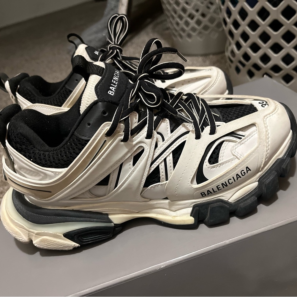 Balenciagas Track Faded Sneakers - Picture 7 of 12